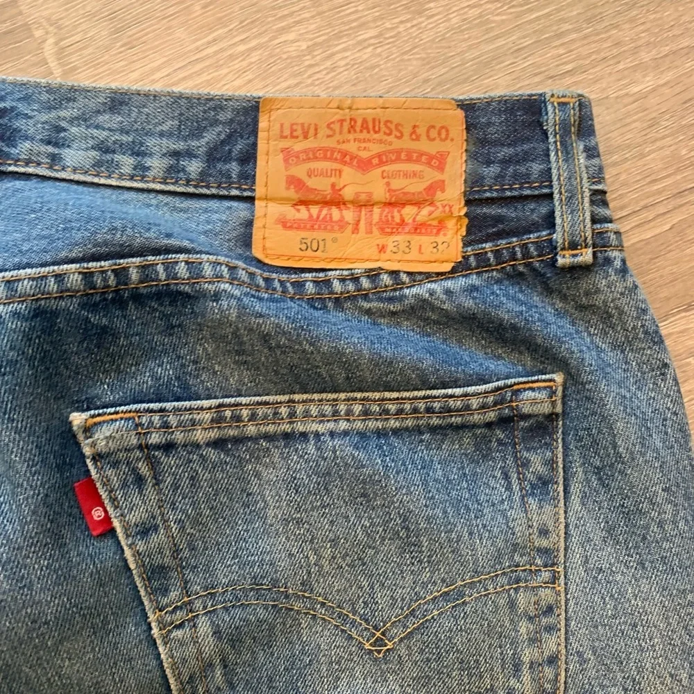 VINTAGE Mens Levi 501 Jeans Button Fly 33X32 - Picture 4 of 5